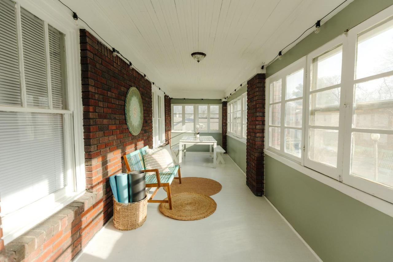 Historic Revival 2Br Midtown Memphis Free Parking Fast Wifi Free Parking Yes Pets Villa ภายนอก รูปภาพ